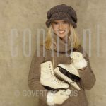 30-10-1995 Linda de Mol at studio in Amsterdam.

[keywords]Posed, Half Length, Eyecontact, Smiling, Ice Skates[/keywords]